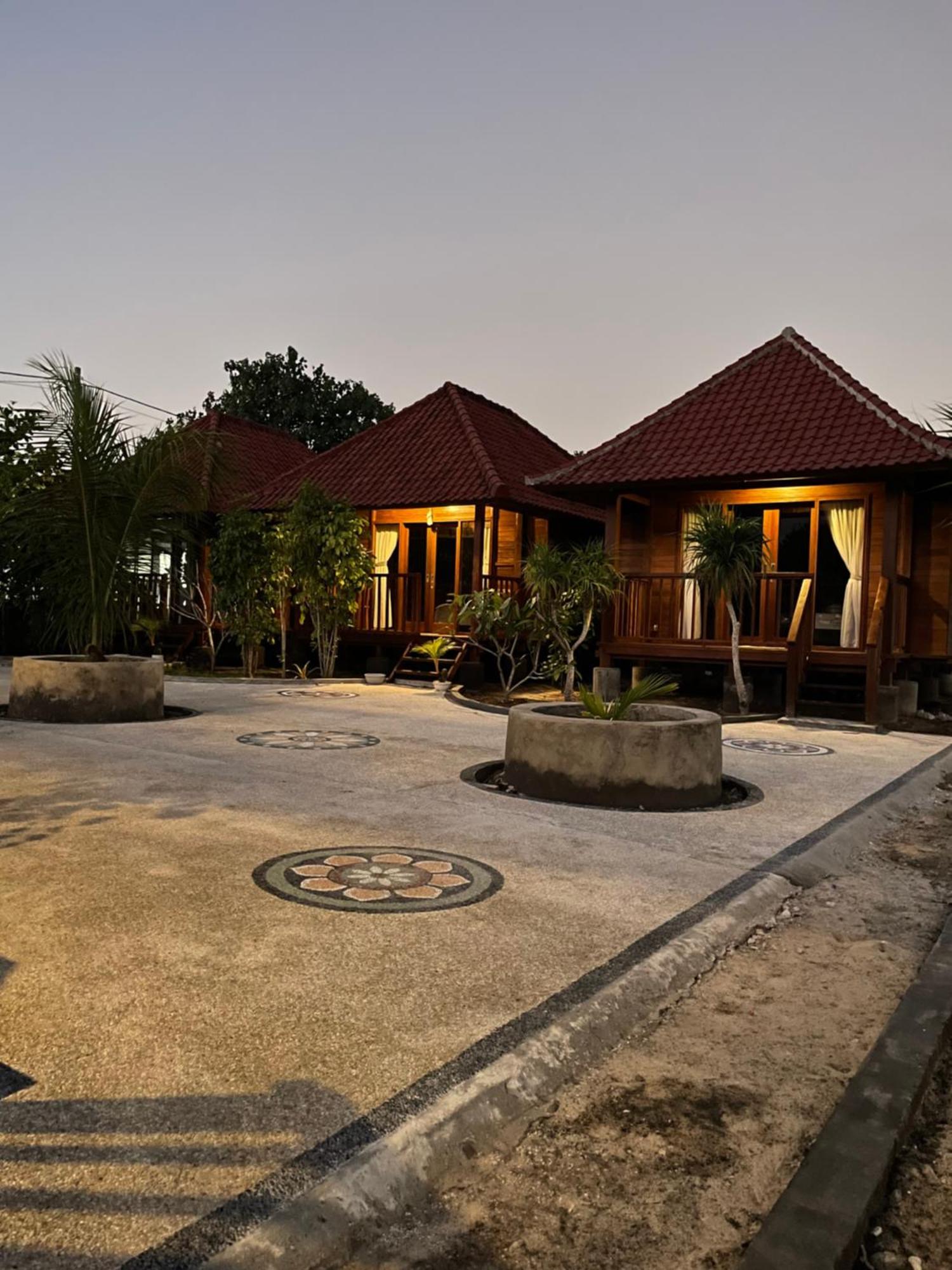 Mangrove Beach Hut Nusa Lembongan  Exterior photo