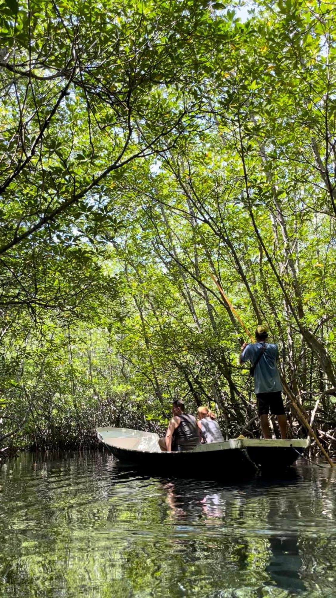Mangrove Beach Hut Nusa Lembongan  Exterior photo